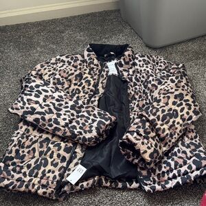 *NEW* GAP Animal Print Quilted Jacket size medium
